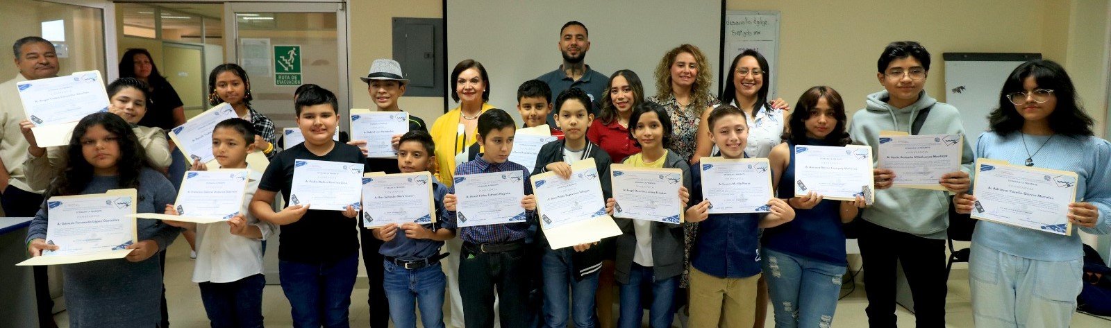 Capacitan UABCS y SEP a jóvenes en uso de tecnologías - Bitácora BCS