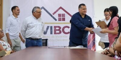 Atiende INVI a familias de zona norte en BCS