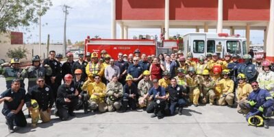 Reconoce Ayuntamiento de La Paz la loable labor del H. Cuerpo de Bomberos en BCS