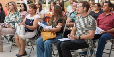 Promueve La Paz prevención del cáncer de mama con encuentro de mujeres