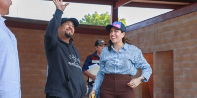 Supervisa Milena Quiroga obras de construcción en Villas de Guadalupe