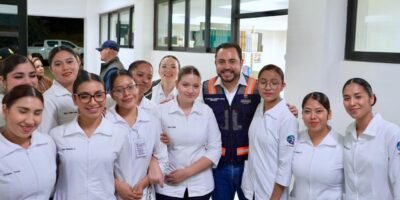 Asiste Christian Agúndez a inauguración de “Los Portales” de UABCS en Los Cabos