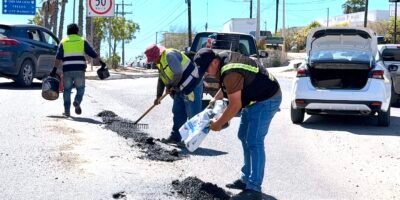 “Caza Baches” responde al llamado ciudadano en colonia Guaymitas, Rosarito y Magisterial