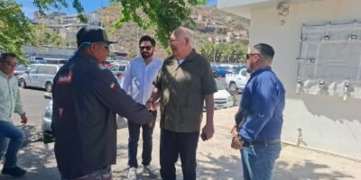 Sostiene Víctor Castro reunión con prestadores de servicios turísticos de Los Cabos