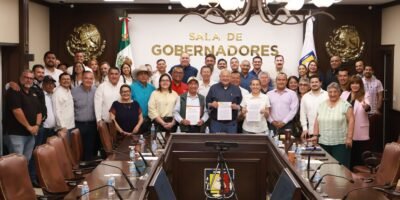 Impulsa Víctor Castro acuerdo con CROC para la conservación de agua y suelos en BCS