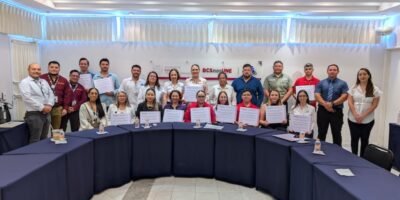 Entregan certificaciones laborales a empresas e instituciones de La Paz