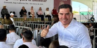 En defensa Claudia Sheinbaum de la 4T; Riva Palacio es escritor de ciencia ficción