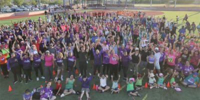 Más de 500 mujeres participan en jornada de activación física “Zumbatón por La Paz”