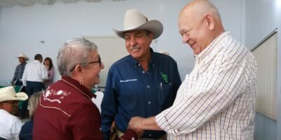 Destaca Víctor Castro avances en el sector pecuario de BCS