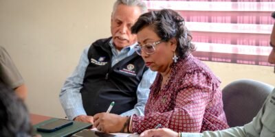 Dan seguimiento a reubicación de familias en zonas de riesgo en Cabo San Lucas