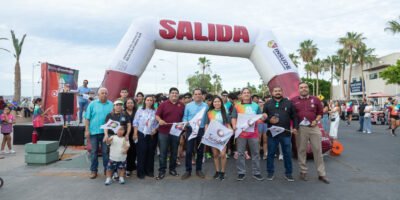 Más de 700 jóvenes participan en la carrera del Día del Estudiante