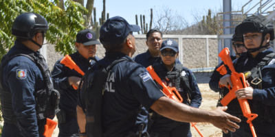 Capacitan a policías de Baja California Sur en protocolos de detención y actuación legal