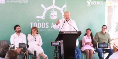 Presenta Víctor Castro nuevo parque infantil inclusivo “Todos a Bordo” para La Paz