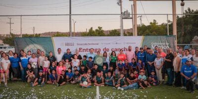 Entregan siete campos de fútbol en comunidades de Mulegé