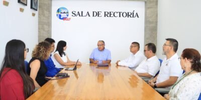Más oportunidades para jóvenes: UABCS y Clubes de Ciencia México unen esfuerzos