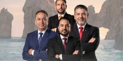 MICRÓPOLIS / ¿DEBERÁN ALIARSE EL PRI Y EL PAN?/ Bertoldo Velasco Silva