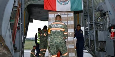 México envía ayuda humanitaria a Colombia tras sismo de 7.4