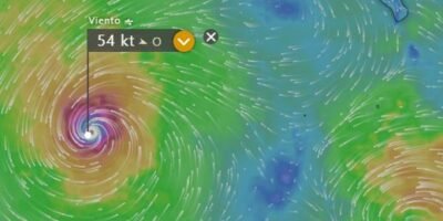 Huracán Karina se intensifica a categoría 4; no representa afectación para Baja California Sur