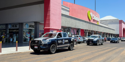 Refuerzan vigilancia en zonas comerciales de La Paz durante temporada vacacional