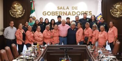 Reconoce Víctor Castro trabajo de Guardianas del Conchalito por su aportación al ecosistema