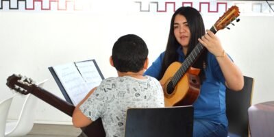 Convocan a jóvenes a integrar la primera Orquesta de Guitarras de BCS
