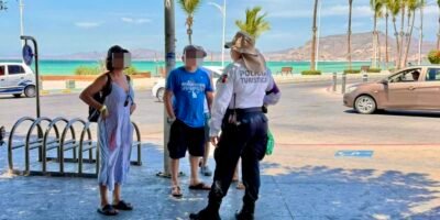Mantiene Policía Turística vigilancia en malecón y zona Centro de La Paz