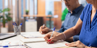Analizan propuesta para dar una hora de estudios a servidores públicos de BCS