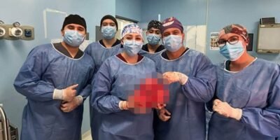 Exitosa cirugía en La Paz: extirpan tumor abdominal de 4 kilos en ISSTE