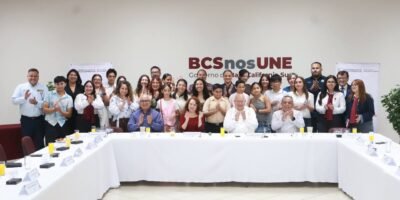 Reconoce Víctor Castro a 30 talentos sudcalifornianos por su participación en la ExpoCiencias