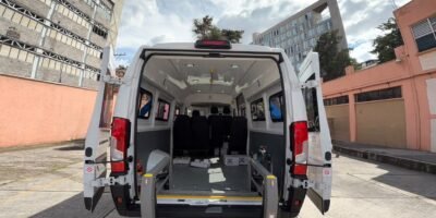 Suman dos vehículos para facilitar traslados de personas con discapacidad en Baja California Sur