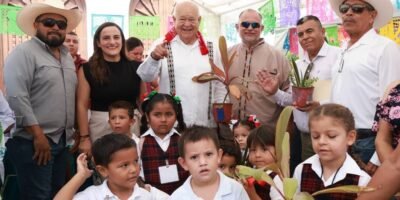 Conmemora Víctor Castro el Día de la Nación Pluricultural en Todos Santos