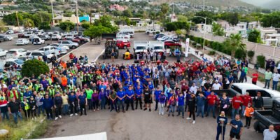 La Paz obtiene más de 5 equipos para retirar residuos en las playas